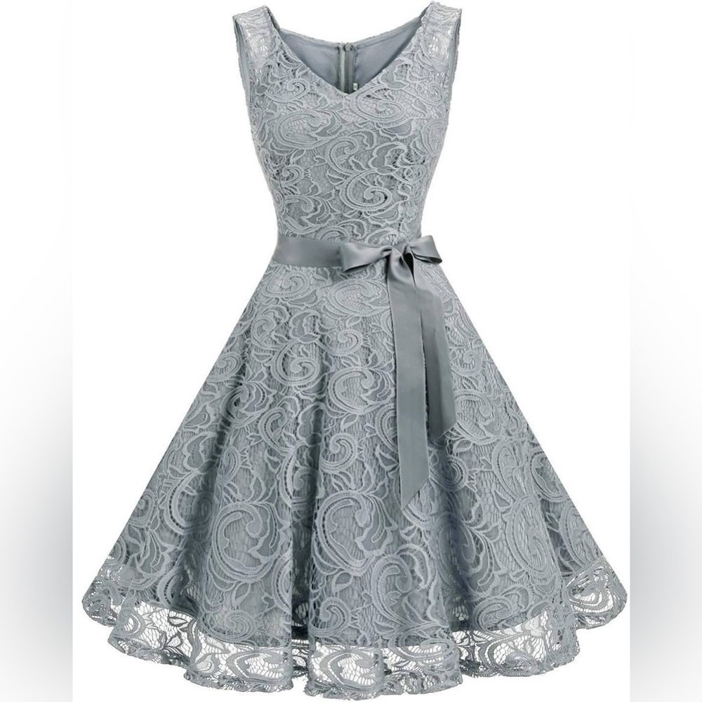 Sleeveless Lace Party Dress